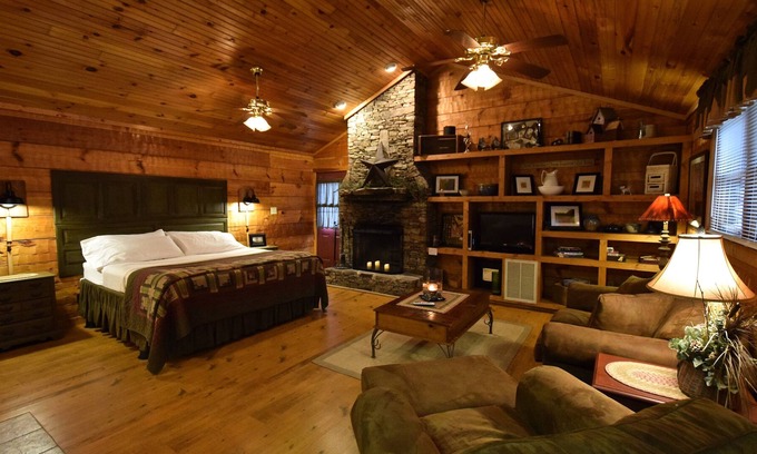 Townsend Cabin | The Cove - Another Nature Lover's Paradise