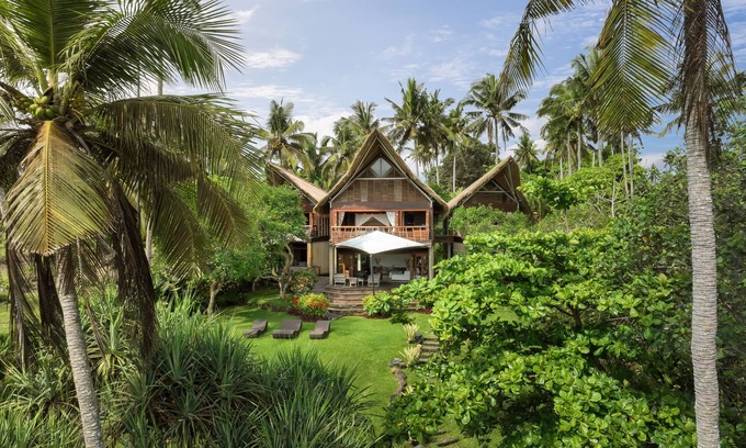 Suraberata Villa | The Cove Bali - On the Beach - Private Chef, Swimming Pool, Tennis Court