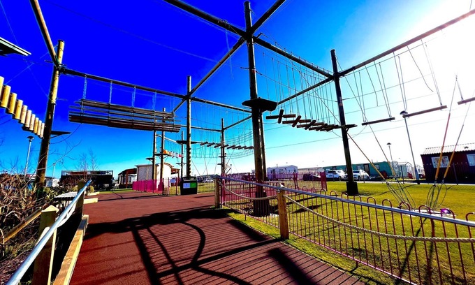 Cayton Bay House | The Cove, Cayton Bay