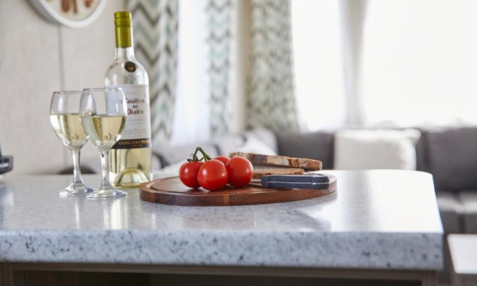Cayton Bay House | The Cove