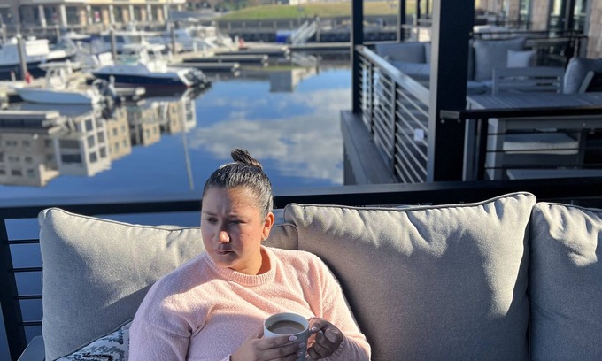 Wilmington Boat Rental | The Cove - Houseboat Serenity