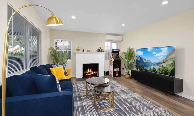 Covina Apartment | The Cove. Newly Remodeled Home.