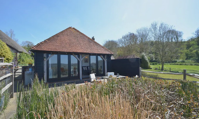 Burpham Cottage | The Cow Hide - Wepham, nr Arundel, West Sussex