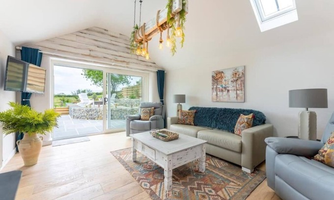 Isle of Purbeck Other | The Cow Stalls - Stunning Farmhouse with Wonderful Views and Garden