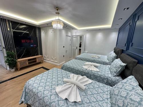 Istanbul City Center Apartment | THE cozy, below street floor APT