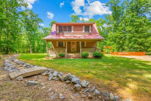 Wise House | The Cozy Cabin on Lake Gaston