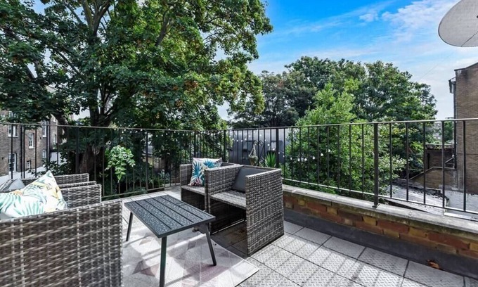 Canonbury Apartment | The Cozy Nook in Islington