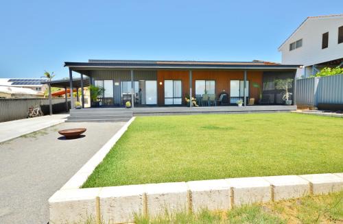 Kalbarri House | The Crab Shack - Kalbarri, WA