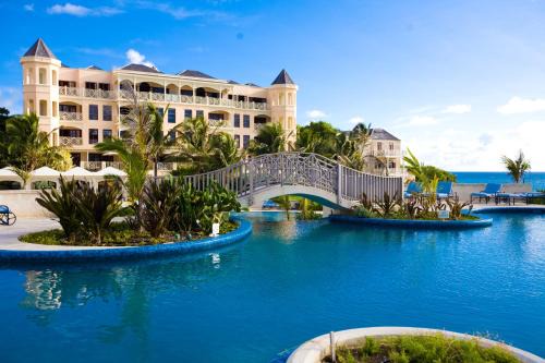 Diamond Valley Resort | The Crane Resort