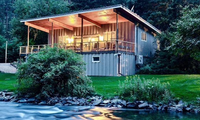 Rapid City Cabin | The Creek Front Cabin - 2 BR, 2 BA - huge 40' deck - Million Dollar Setting!