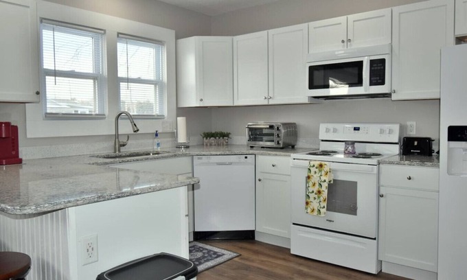 Huron House | The Crossing: Close to Free Boat Ramp+Cedar Point