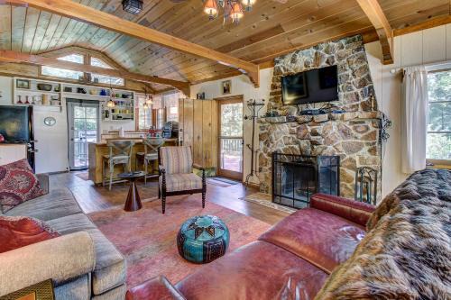 Idyllwild House | The Crow's Nest