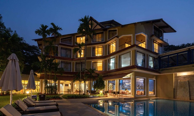 Panaji Hotel | The Crown Goa