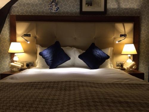 Worcester Hotel | The Crown Wetherspoon