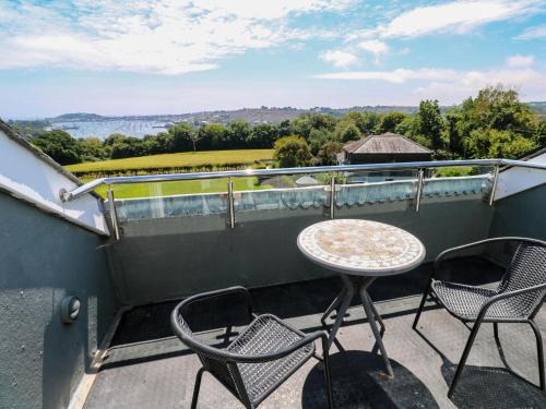 Mylor House | The Crows Nest