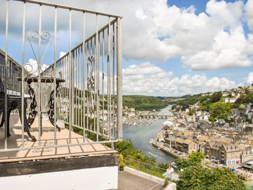West Looe House | The Dawn