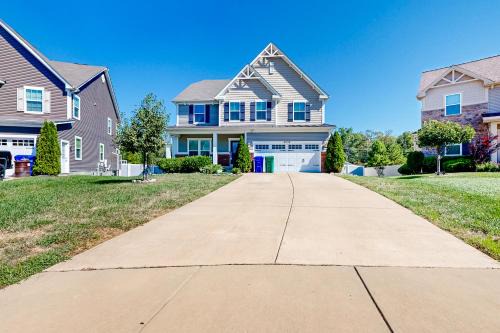 Waldorf House | The Degohs