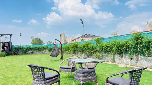 Noida House | The Dhaulidhar Farm