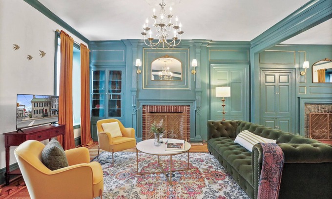 Shippensburg House | The Doctor’s House: 4BR, Historic Elegance & Downtown Adventure - Sleeps 9!