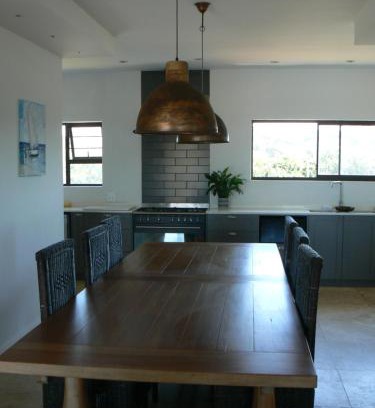 Amanzimtoti Apartment | The Don Lodge