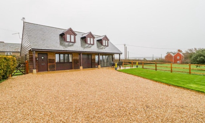 Alweston House | The Donkey Shed