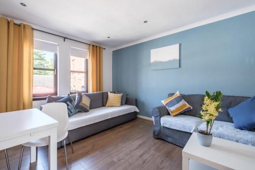 Uddingston Apartment | The Douglas - Spacious 2 bed apartment in Uddingston