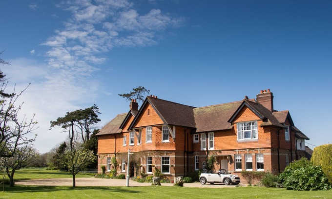 Combpyne Hotel | The Dower House Hotel