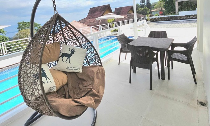 Tagaytay House | The Downhill Tagaytay Resort