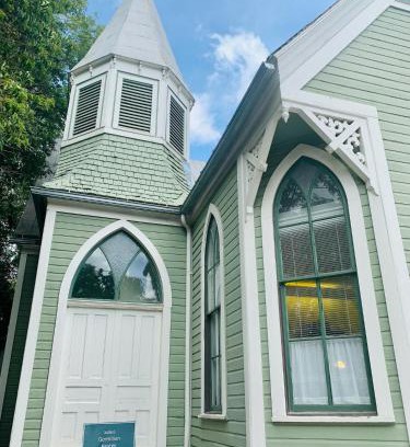 Heritage House | The Downtown Abbey