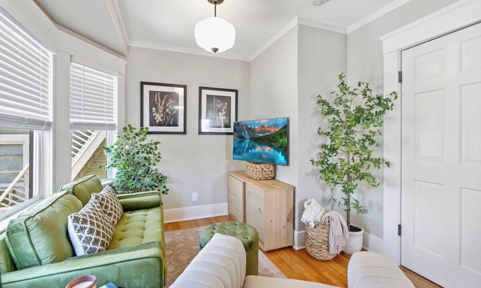 Golden Hill Apartment | The Downtown Carriage Flat