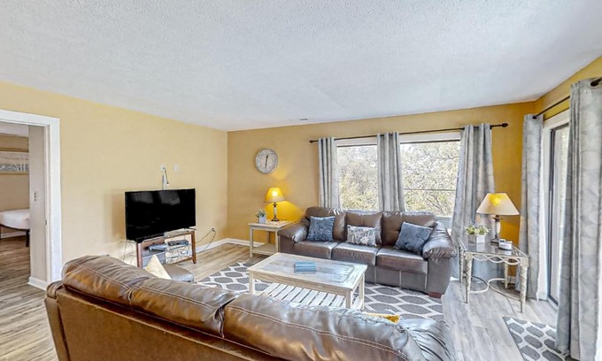 Myrtle Beach Apartment | The Dry Dock, Unit 302