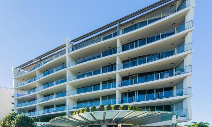 Maroochydore Apartment | The Dunes Cotton Tree