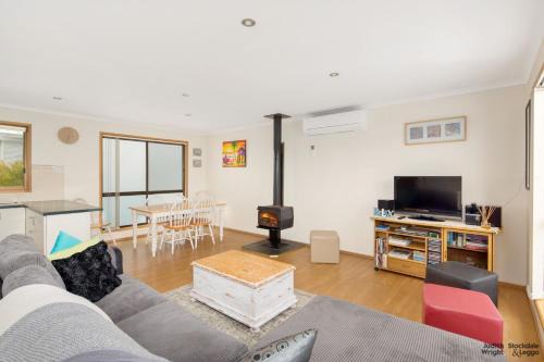 Surf Beach House | The Dunes on Glen
