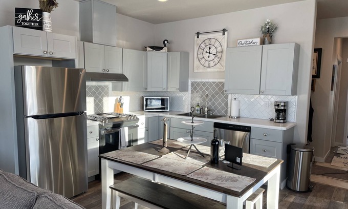 Kenai House | The Eagles Nest on The Cook Inlet