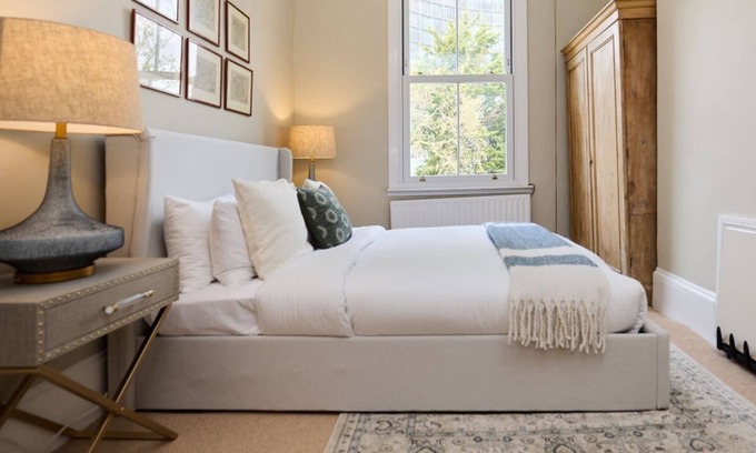 Fulham Cottage | The Earl's Court Hideout - Lovely 4bdr House With Garden