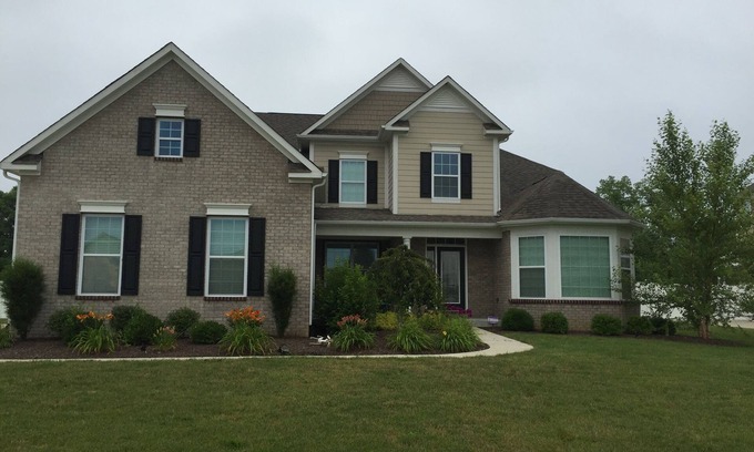 Indianapolis House | The Eclipse, NBA All Stars, Indy 500 Perfect Location! All Indy Attractions!
