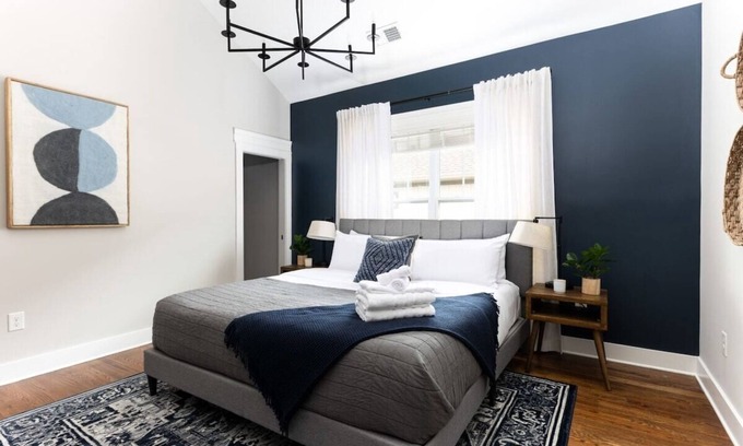Edgehill House | The Edgehill House - Close to Belmont & Vanderbilt