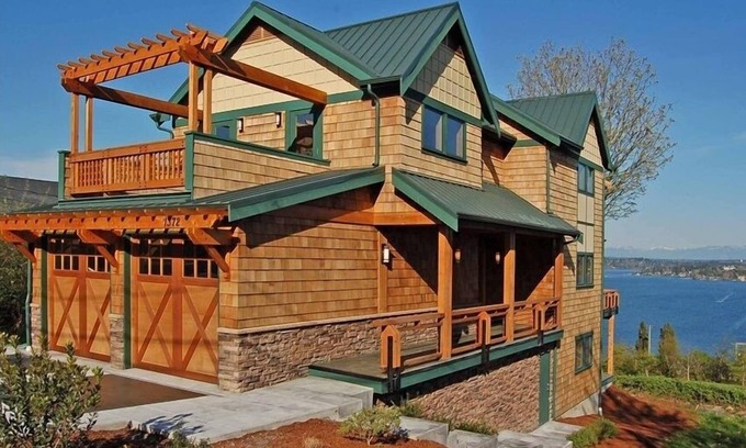 Mount Baker House | The Emerald Homestead in the Heart of the Emerald City