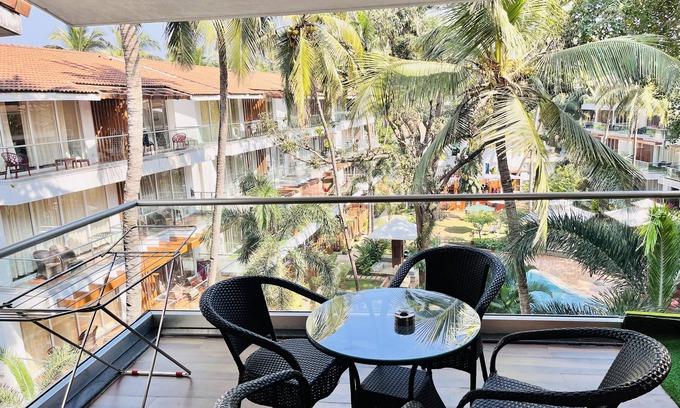 Arpora Apartment | The Eternal Wave - Sunrise View Condo