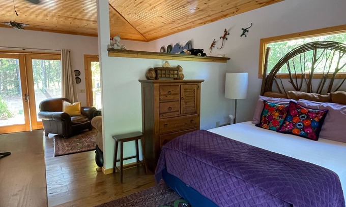 Eureka Springs House | The Fairy Hut @ Iris Hill Glamping
