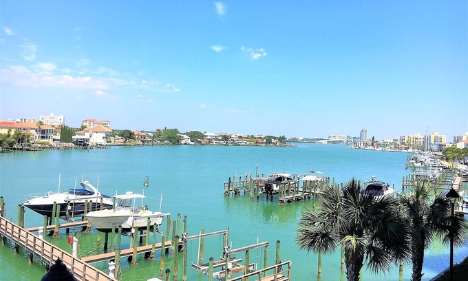 Clearwater Beach Condo | The Family Friendly Sandy Feet Retreat