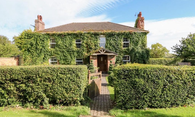 Burgh le Marsh House | The Farmhouse