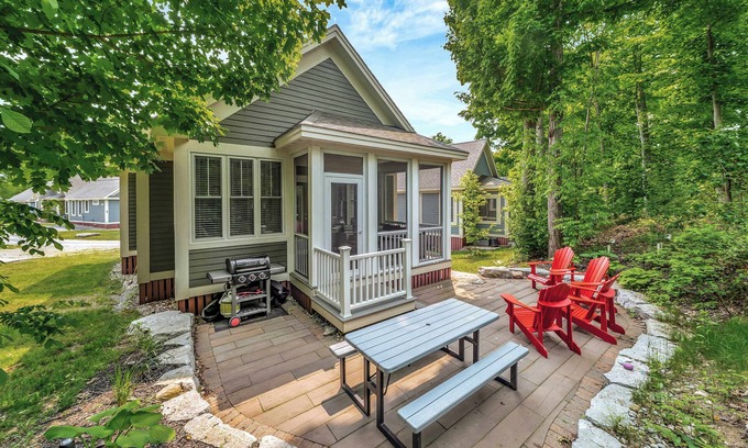 Cherry Valley House | The Fern - 18 Hollow