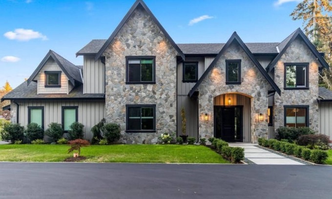 Langley House | The Fernridge Escape: 5BD Family Retreat!