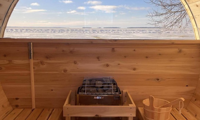 North Bay Cabin | The Finch Beach Resort