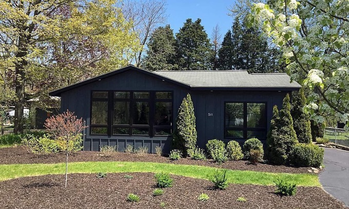 Saugatuck House | The Five Eleven - Three Bedroom House, Sleeps 8