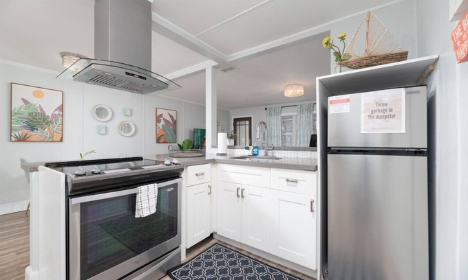 Riverside Park Apartment | The Flats at Riverside Park #2