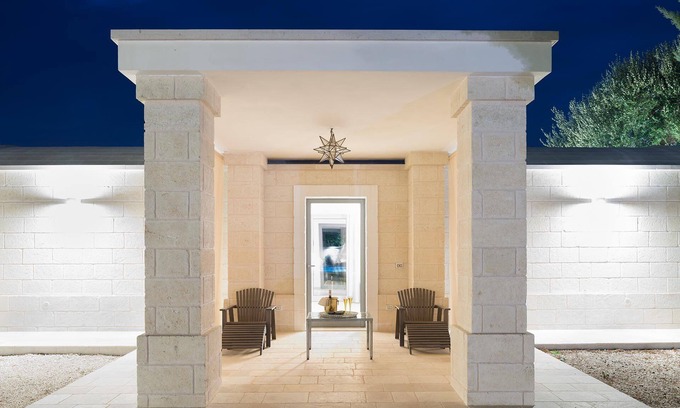 Ceglie Messapica House | THE FLOWERED MANDORLOUSE ULIVO VILLA x 3 WITH POOL, BARBECUE, PICNIC AREA