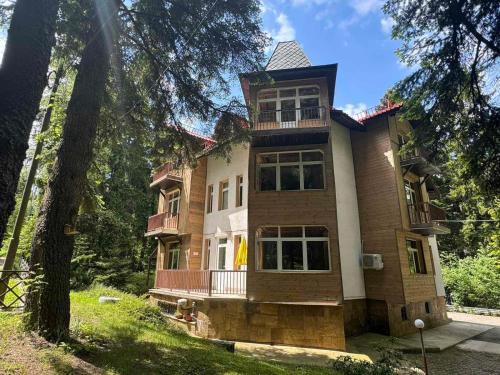 Borovets Ski Chalet | The Forest Villa Borovets by BookVillaBG