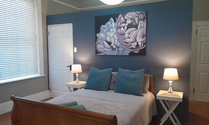 George Apartment | The French Corner on Caledon